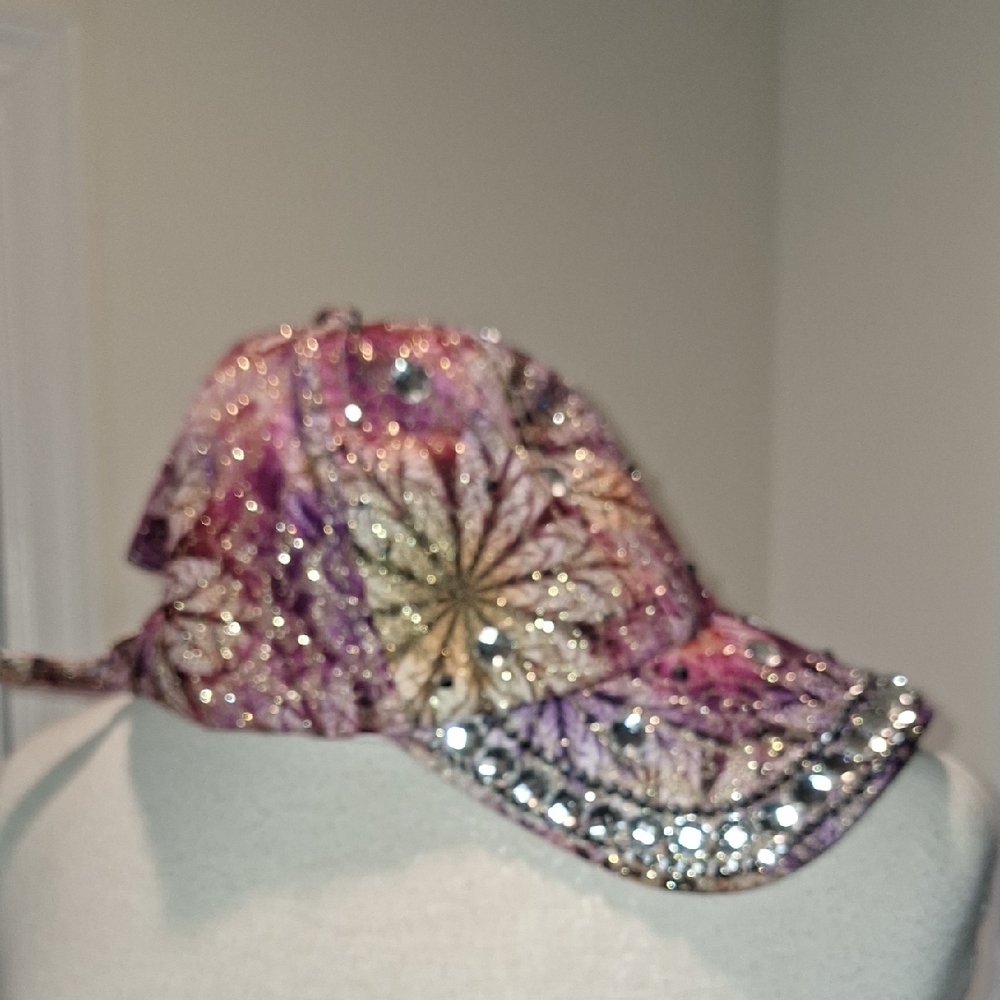 Designer FRANCE CLASSICAL FASHIONABLE Embellished Pink Cap 1 Size Fit All - Picture 12 of 16